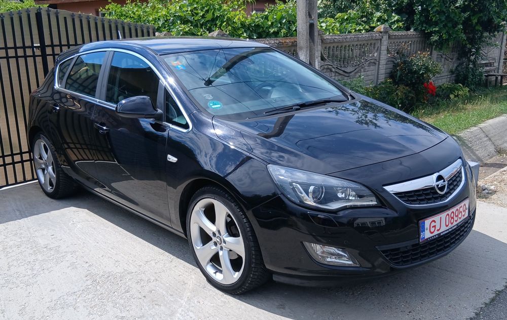 OPEL Astra 2011 — imagine 2