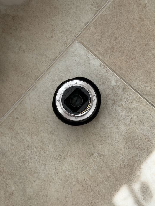 Obiectiv Sony Zeiss 55mm f/1.8 FE – full-frame E-mount