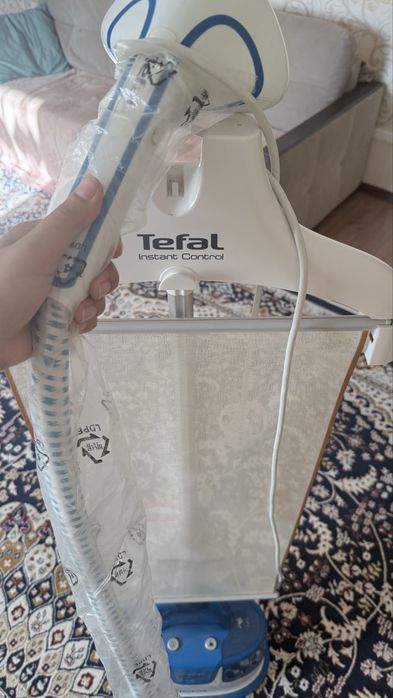 Паровой утюг Тефаль