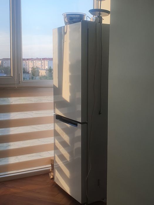 Холодильник Indesit DS 4160 W белый