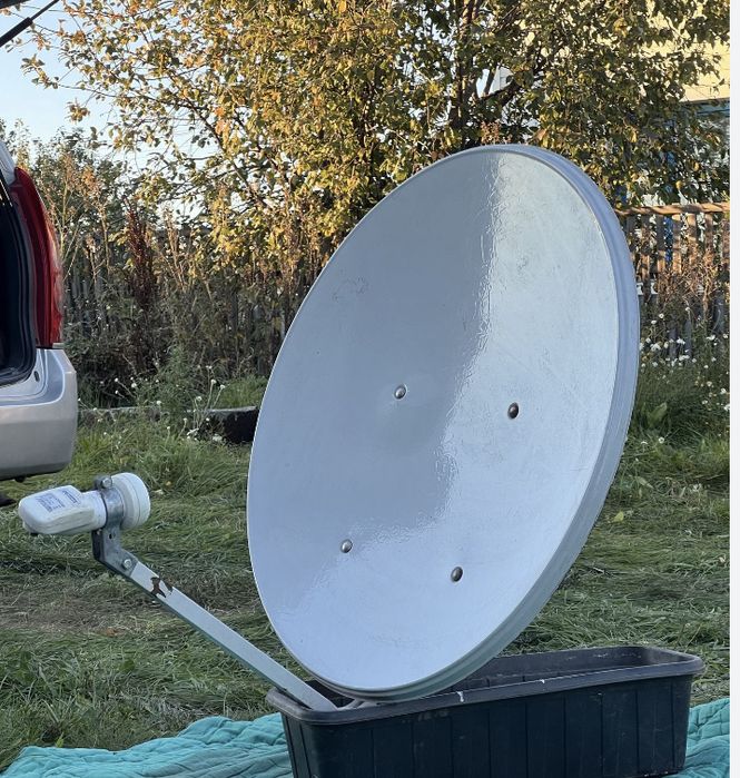 Спутниковая тарелка