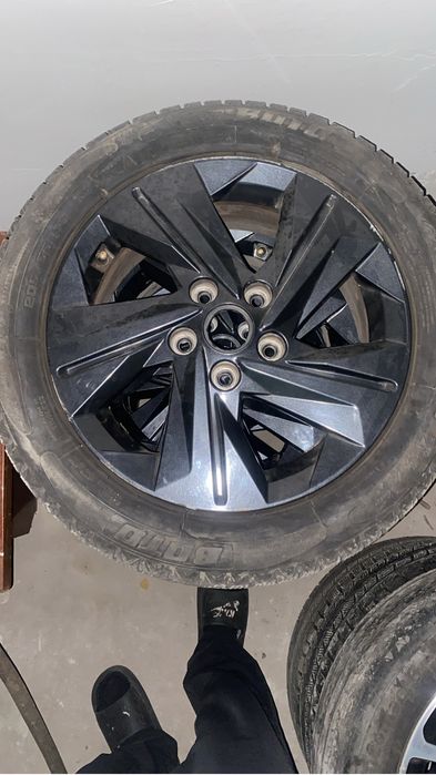 Продам комплект дисков Elantra