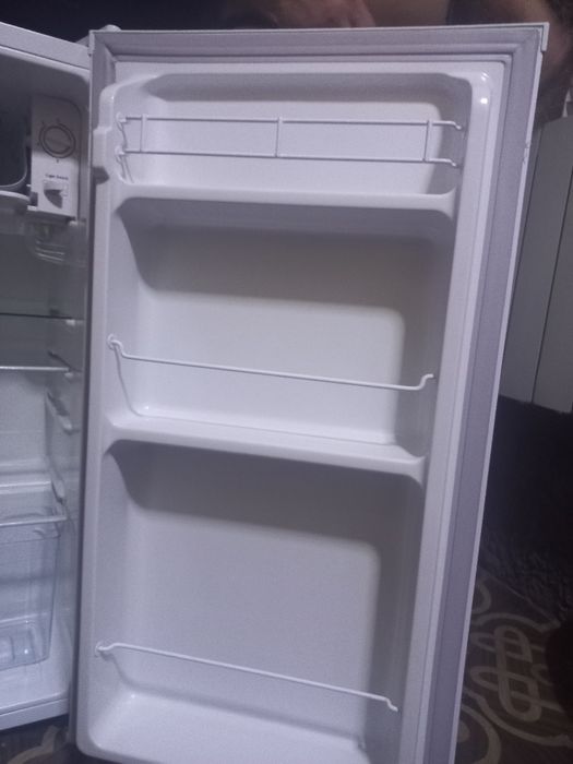 Холодилник LEADBROS продам