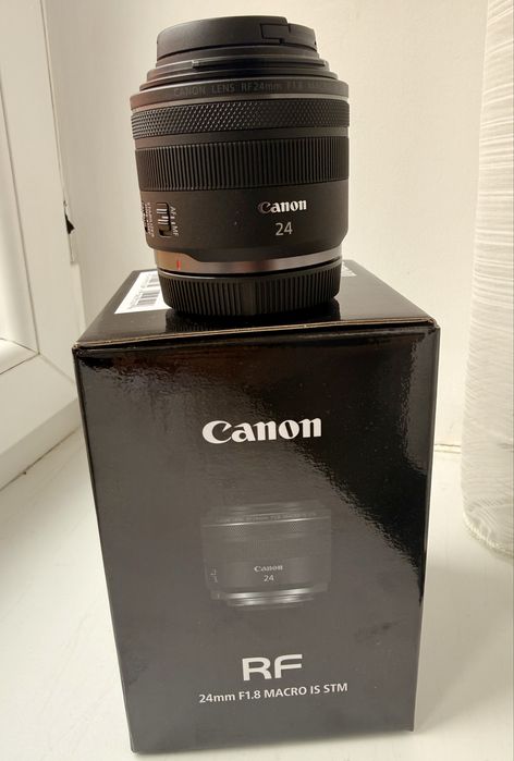 Camera foto Canon R8 full frane