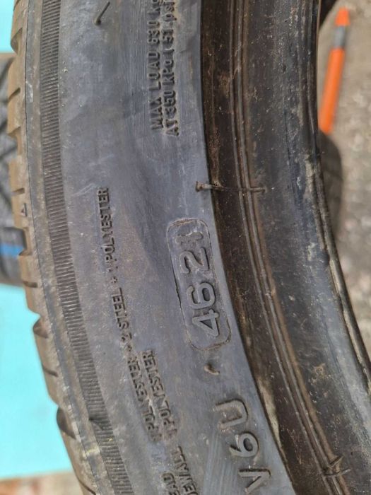 2 Bridgestone R18 215/50 Зимни гуми  DOT4621