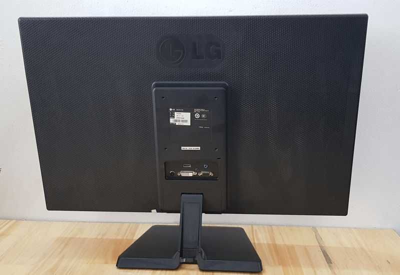 27" LG Full HD IPS LED LCD Monitor EA33