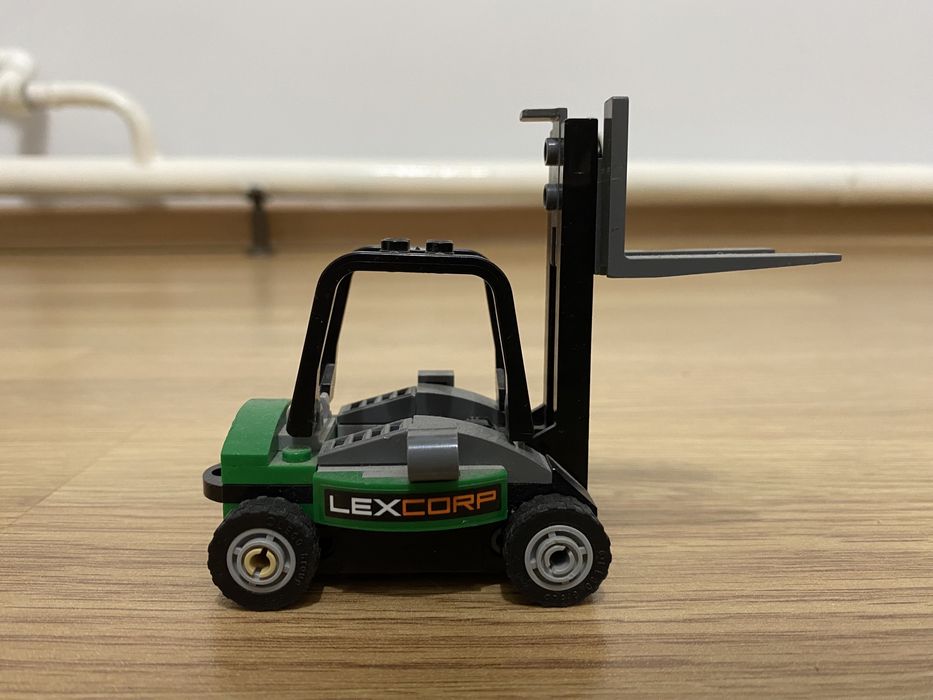 Продам Лего, торг не уместен