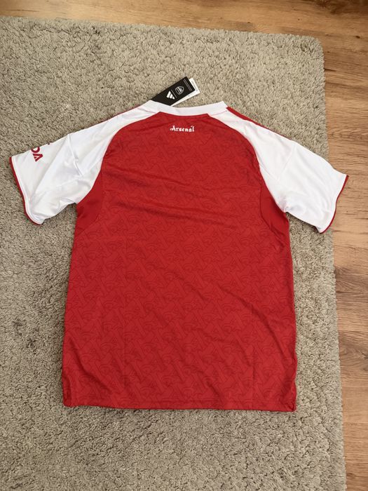 Tricou arsenal.