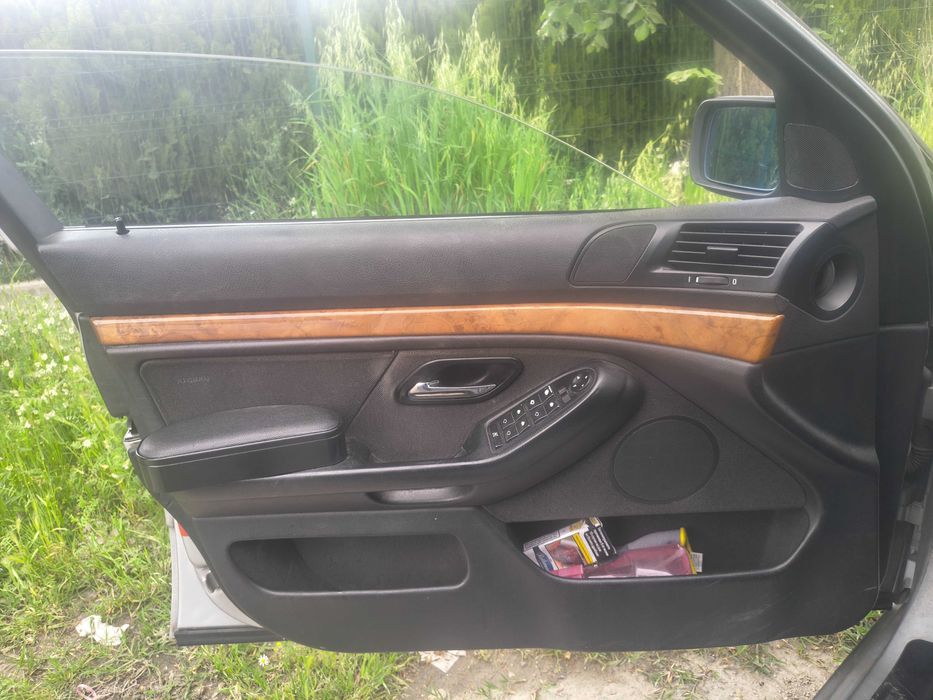 BMW E39 523i benzin/gas