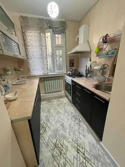 Квартира продаётся Чиланзар 6 квартал 3/2/4 меб тех кирпич ТРЦ парус