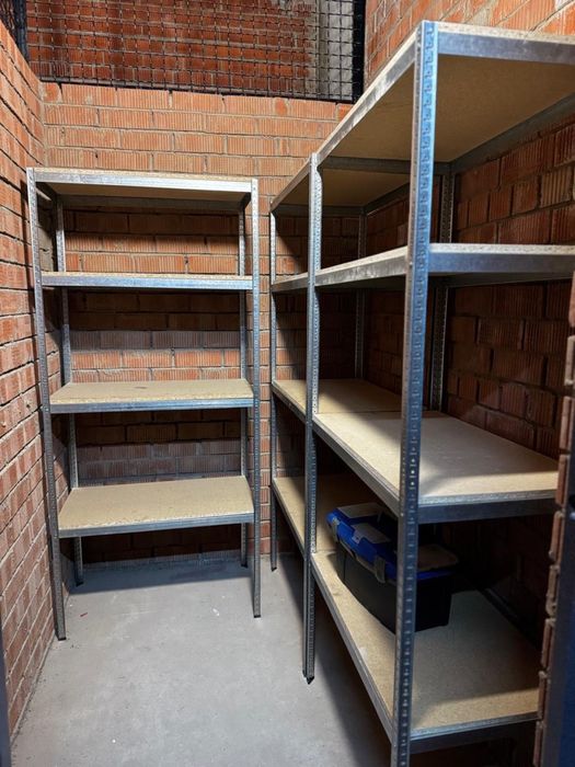 Арзан стеллаждар