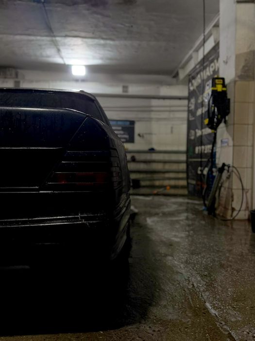 Mercedes w124 e class