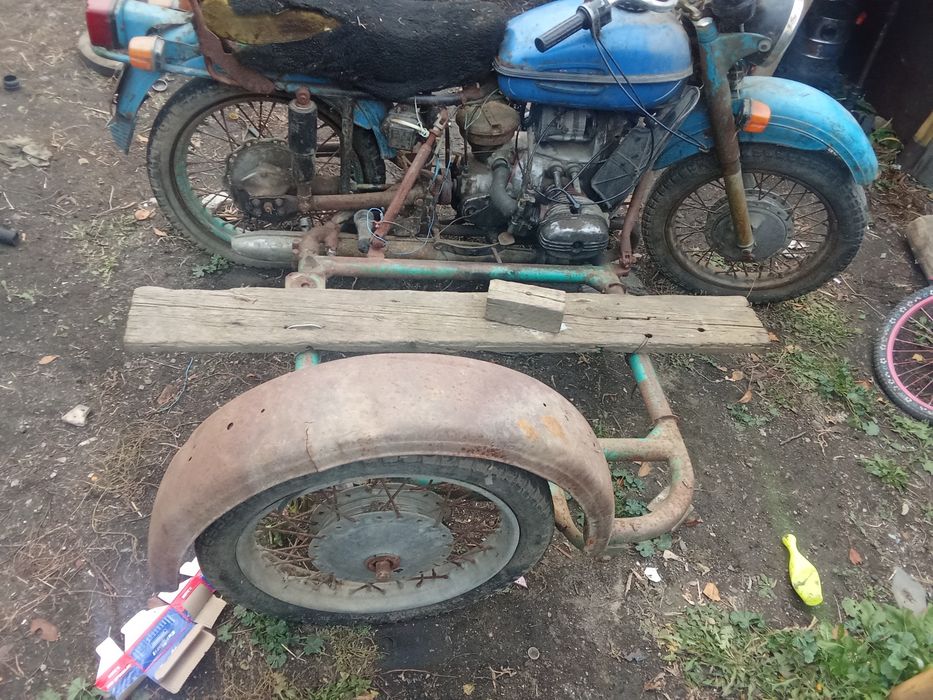 Продам мотоцикл урал