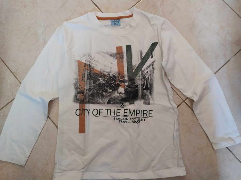 Неупотребявани тениски за момче - 8 години - цена за всички