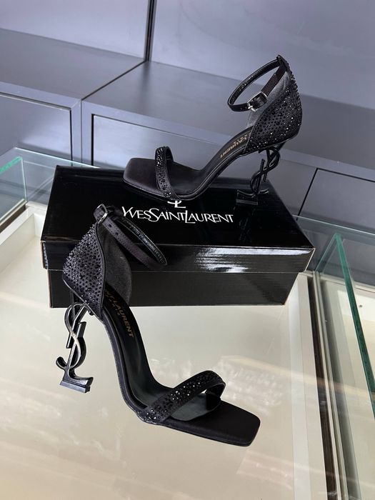 Pantofi Ysl noi !!! Marimi 36-40 !!!