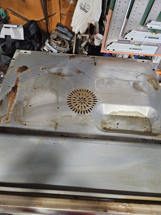 Фурна за  вграждане  Gorenje.