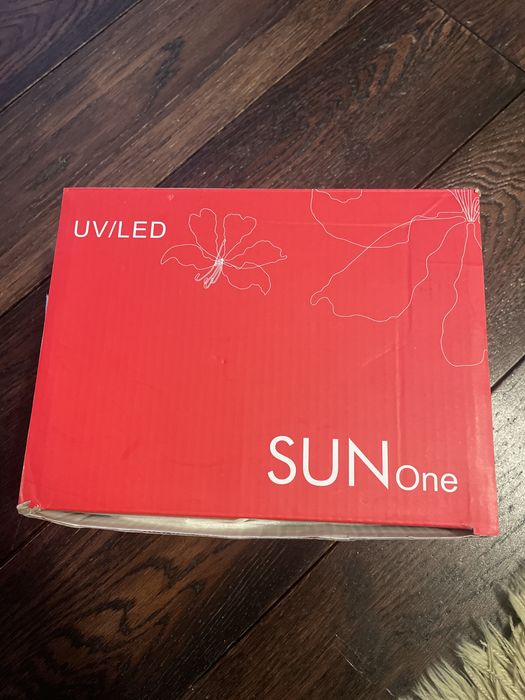 UV/LED лампа за маникюр