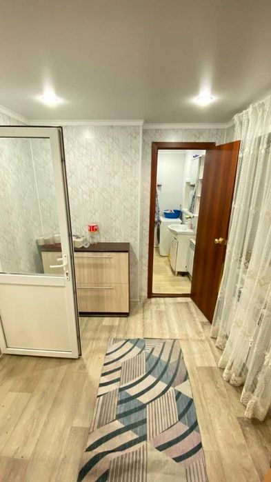 Продам 4 ком. дом, 91 кв. м. 1990 года