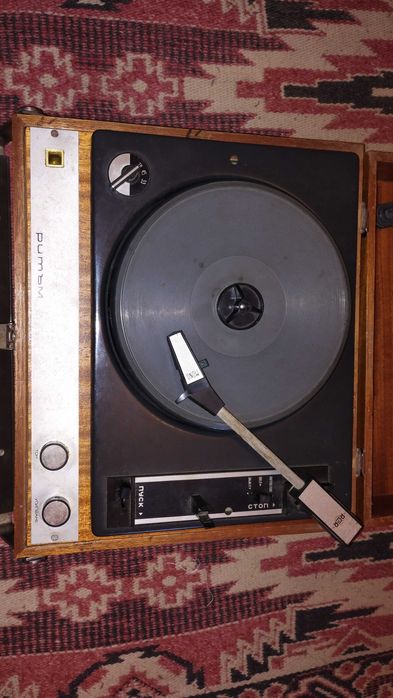 Ретро грамофон Ритъм