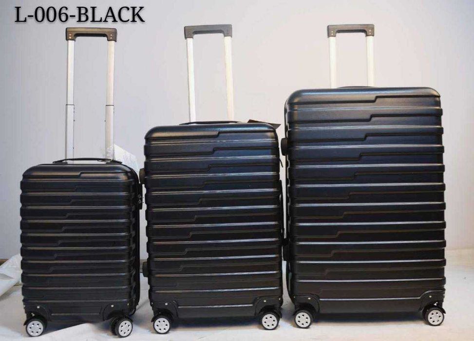 Скидка на большой чемодан Противоударный