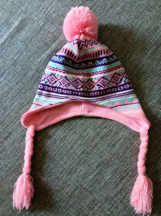 Детская шапочка для девочки весна-осень
