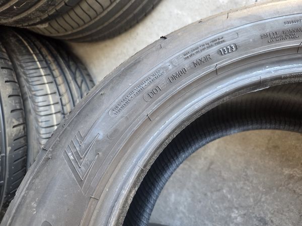 225/55/17 DUNLOP 4БР