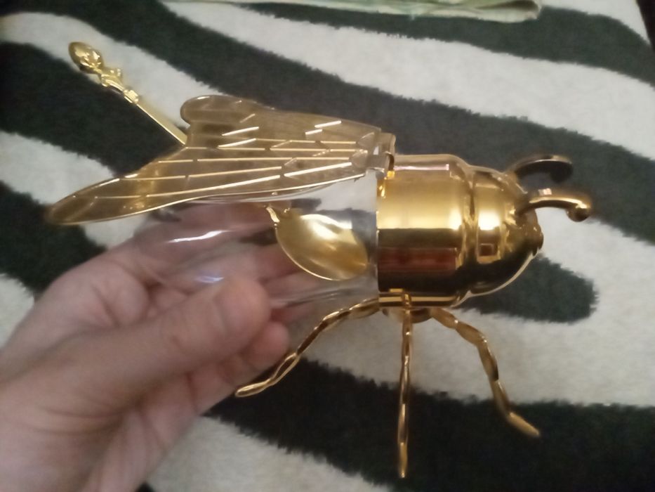 Пчела Майя . Посуда для кухни