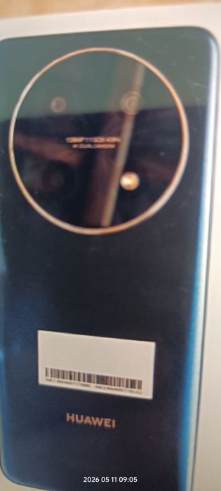 Huawei nova 12i,