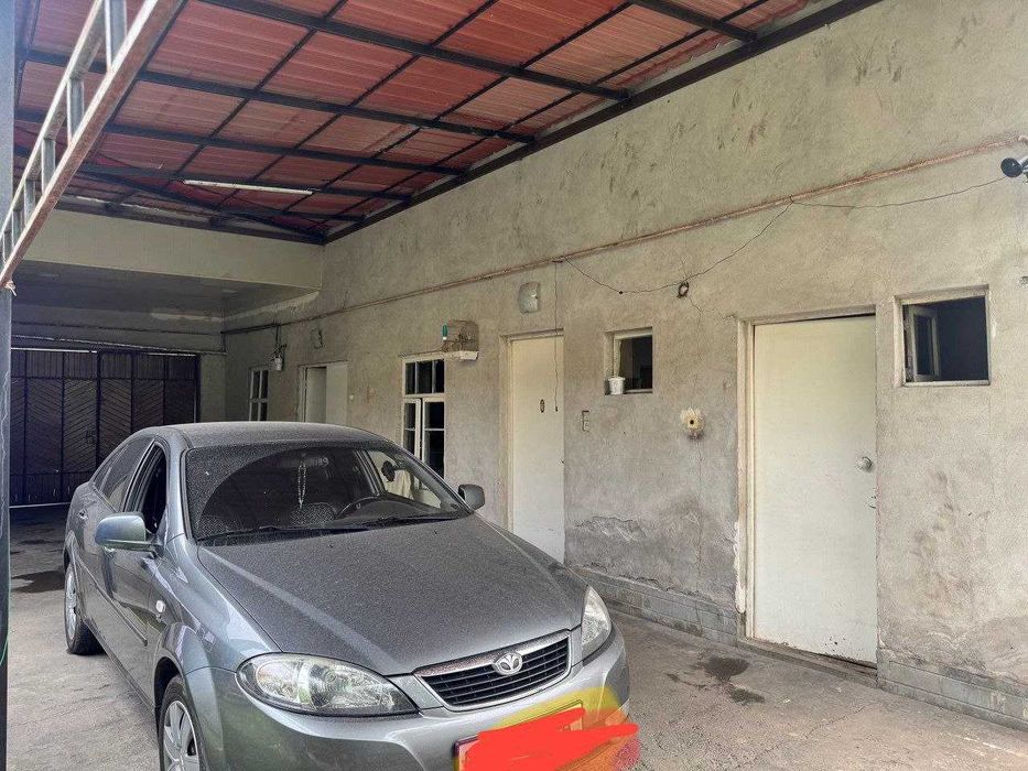 Xuvaydo va O'zbekiston mahallasida uy sotiladi