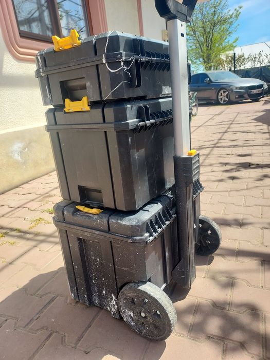 Sistem cutii scule, DeWalt TSTAK, IP54, cu maner telescopic