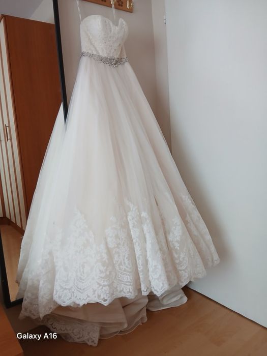 Булчинска рокля Demetrios, A-line, А-линия