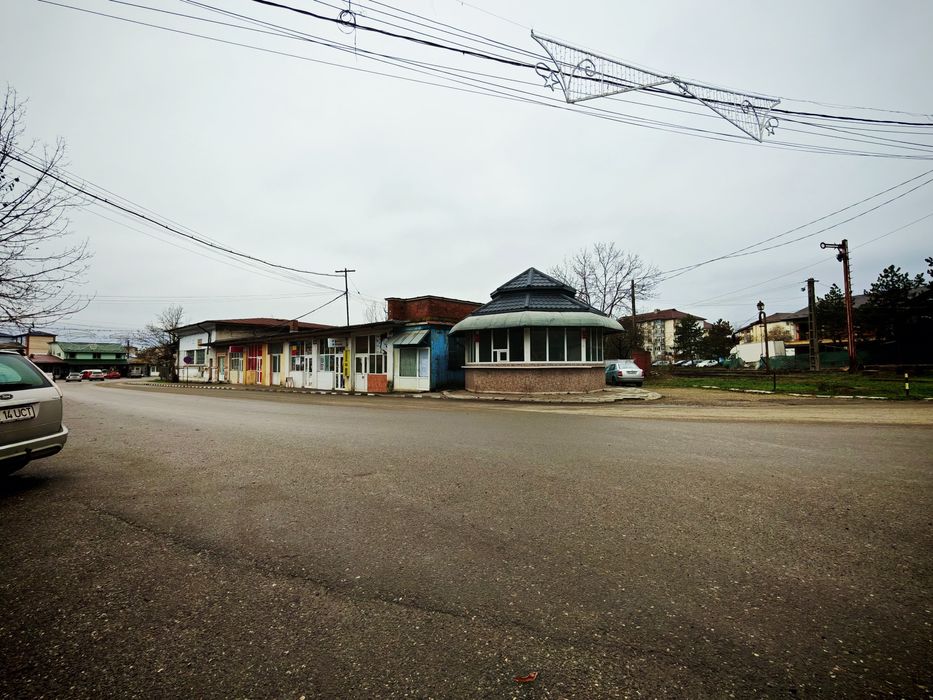 De închiriat  spațiu comercial  (ciuperca)