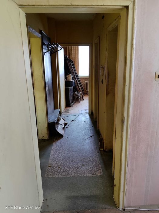 1299-Продава се тристаен разширен апартамент в кв. "Възраждане"