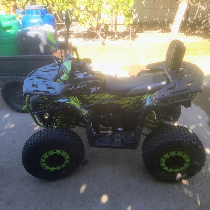 Vând atv sau schimb