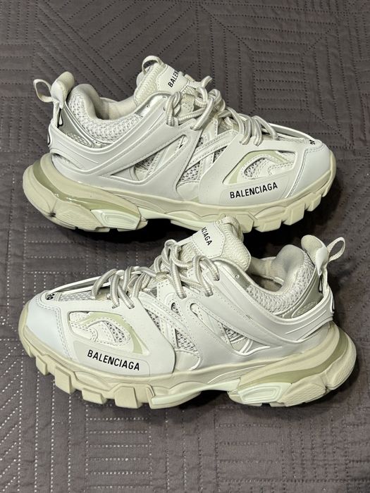 sneakers adidasi Balenciaga Track alb crem bej ecru marime 37 38 39 Valentino Isabel Marant Golden Goose Amiri oversize