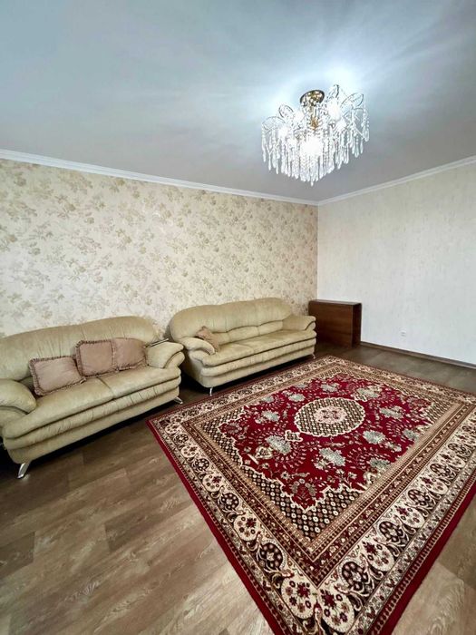Продам трехкомнатную квартиру