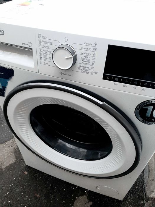 Mașină de spălat rufe.7kg.Stare foarte bună ..