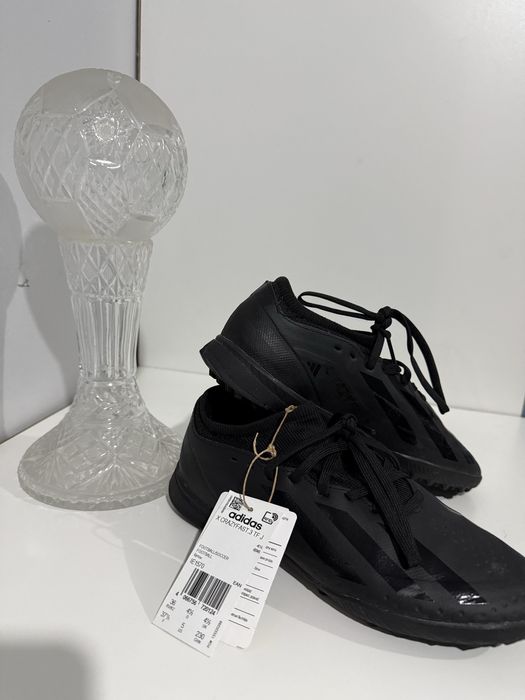 Кроссовки для футбола