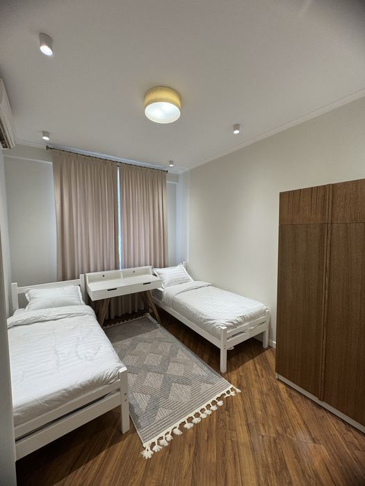 Сдается 3-х комнатная квартира в ЖК Yetti Chinor [Golden House]