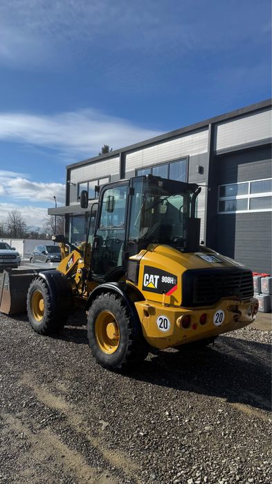 Incarcator frontal Caterpillar 908H2