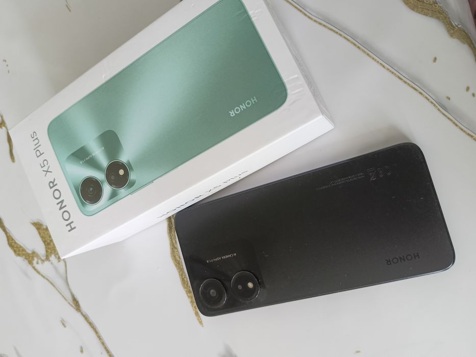 Продам срочно телефон