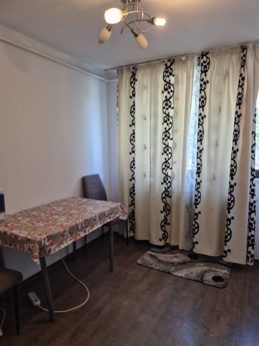 Garsoniera de inchiriat Slatina