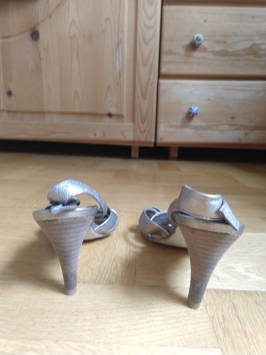 Sexy: sandale piele naturala nr. 36-37 aurii