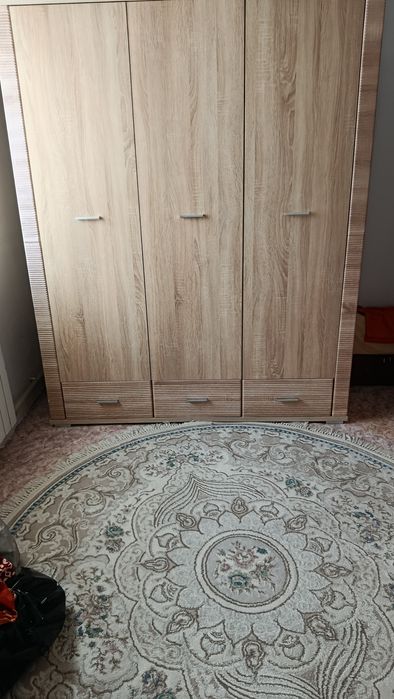 Срочно продам спальный гарнитур