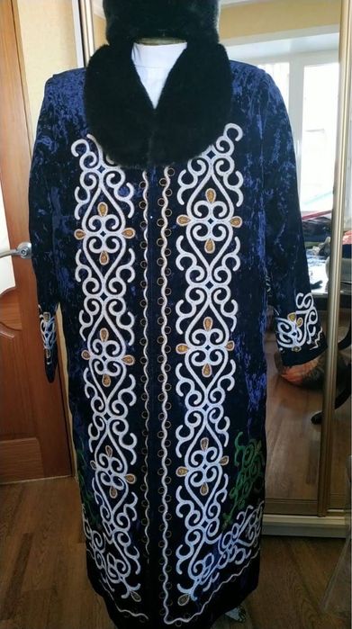 Казахская национальная одежда.