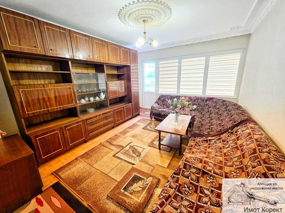 Дава се под наем Четиристаен апартамент в Асеновград - 120 кв.м за 348.84 € - Снимка #4