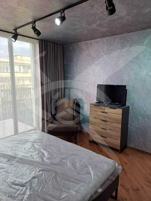 Дава се под наем Тристаен апартамент в Варна, Чайка - 108 кв.м за 1300 € - Снимка #7