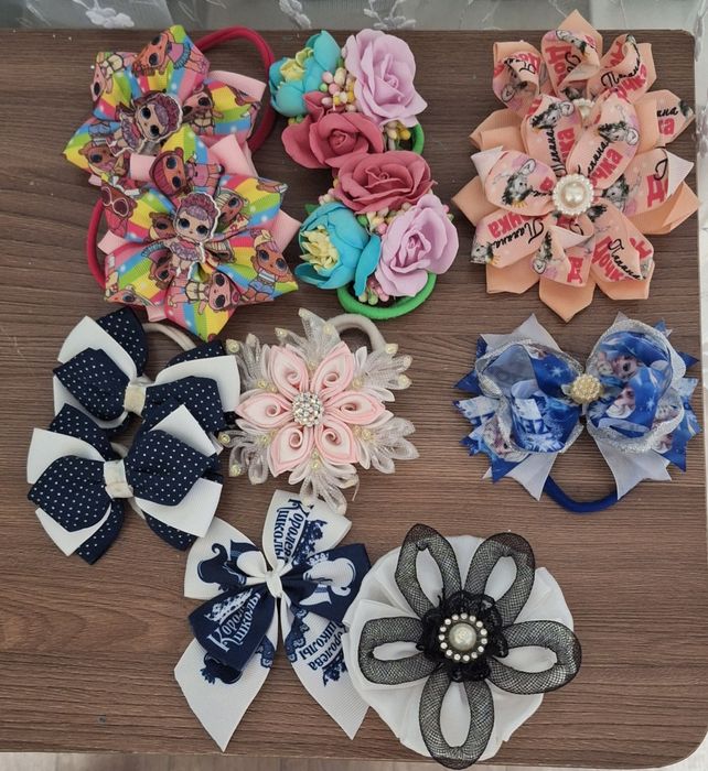 Отдам украшения.