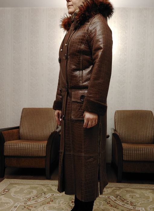 Верхняя женская одежда