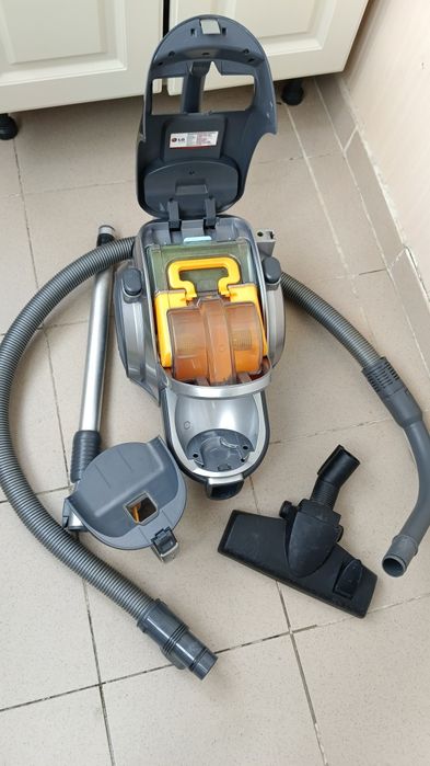 Пылесос LG kompressor